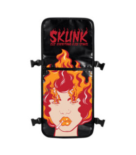Faceoff®- Skunk Girl On Fire - Bags at Paff Paff